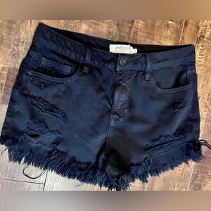 NEW HIDDEN finn 6 hr destroyed frayed denim short in black 549